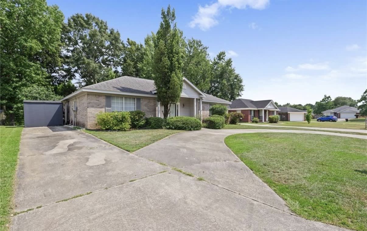 1772 Woodmont Dr – photo 3