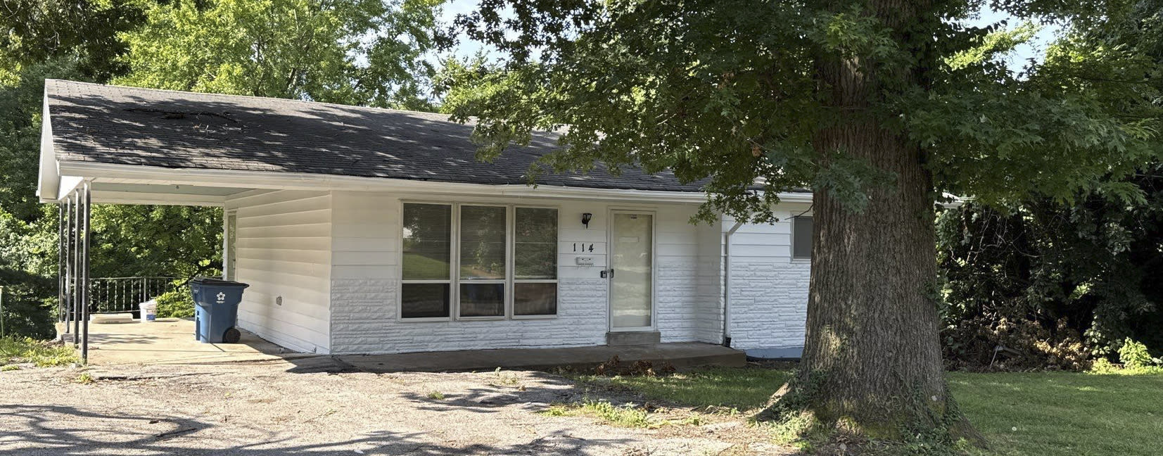 114 Powell Ave – photo 2