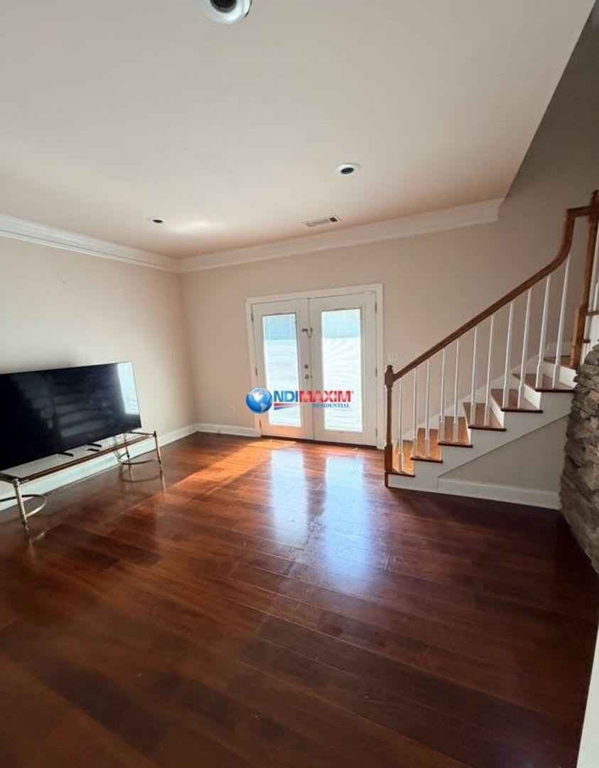 Nice 2-story house in the City of BUFORD schools + separate in-law suite – photo 4