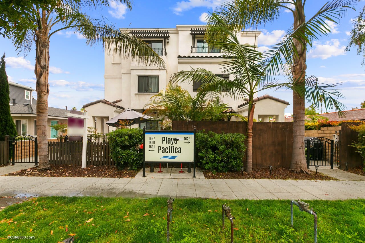 1627 Hornblend Street – photo 4