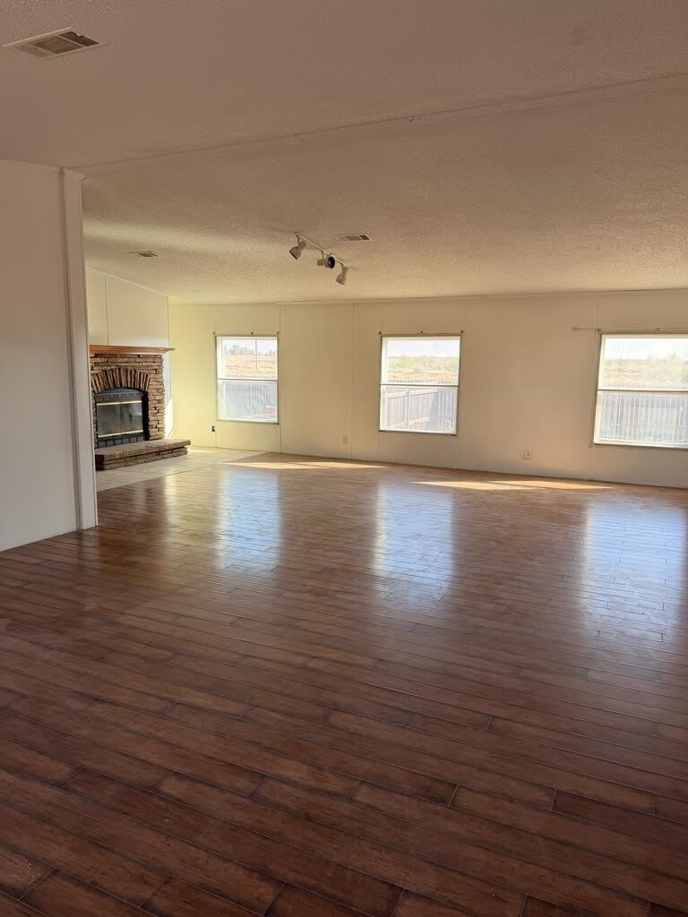 8800 W County Rd 166 – photo 2