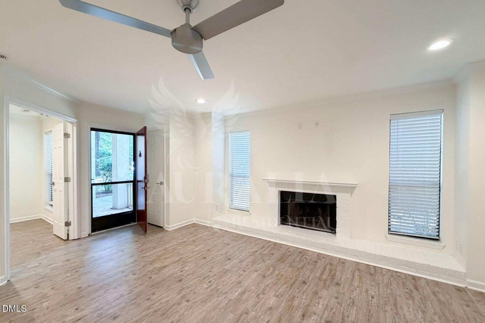 413 New Kent Place – photo 5