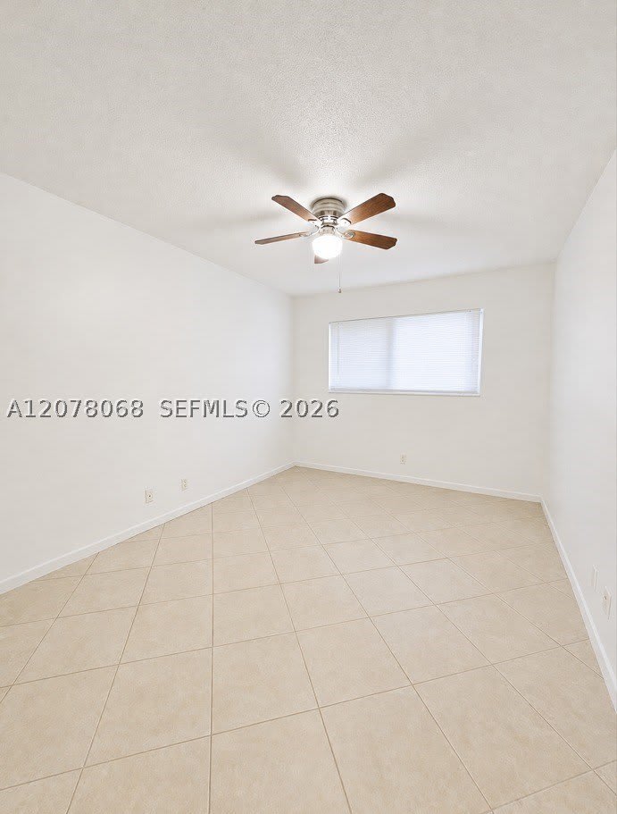 1231 NE 23rd Ave – photo 5