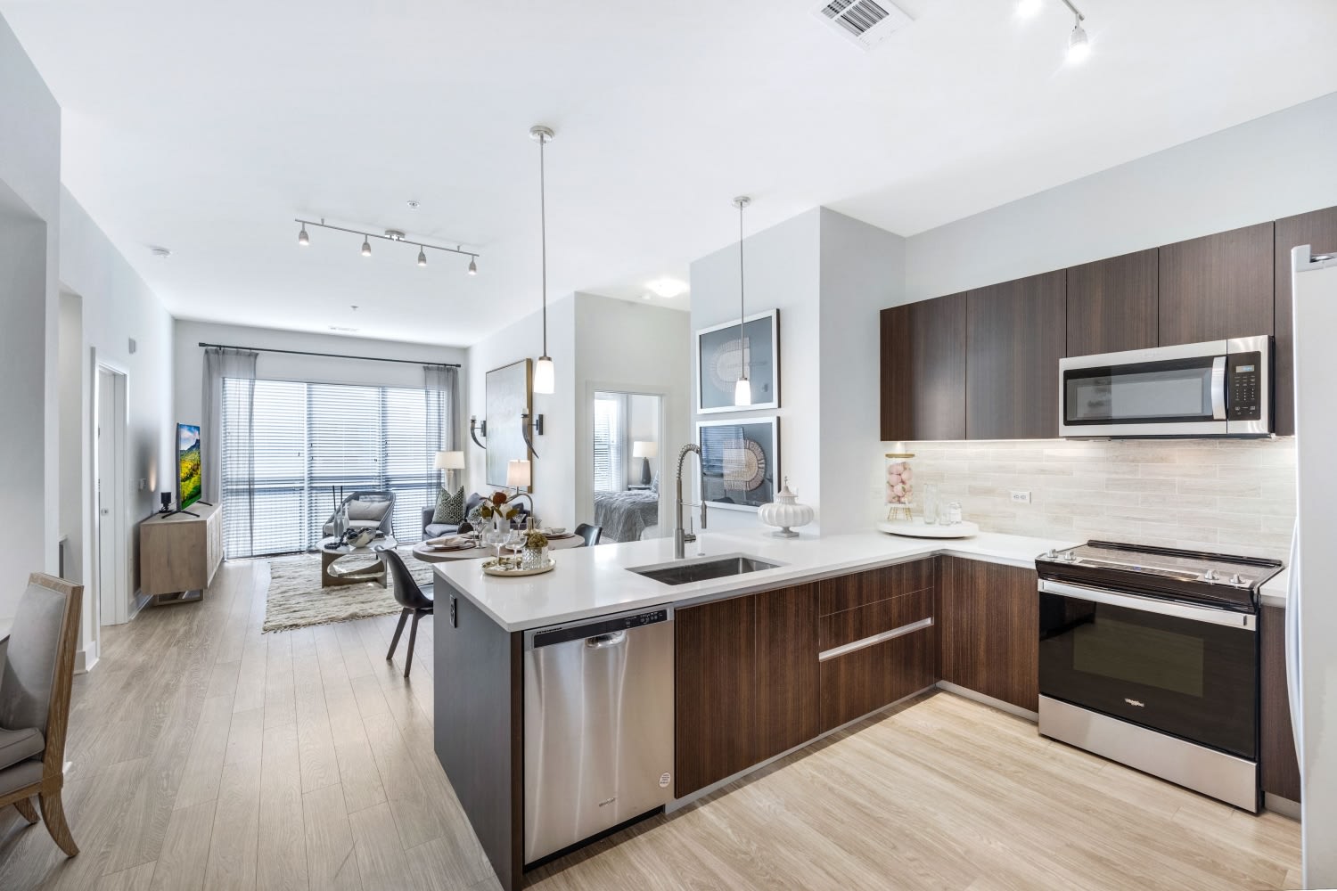 The Jones at Tysons – photo 1