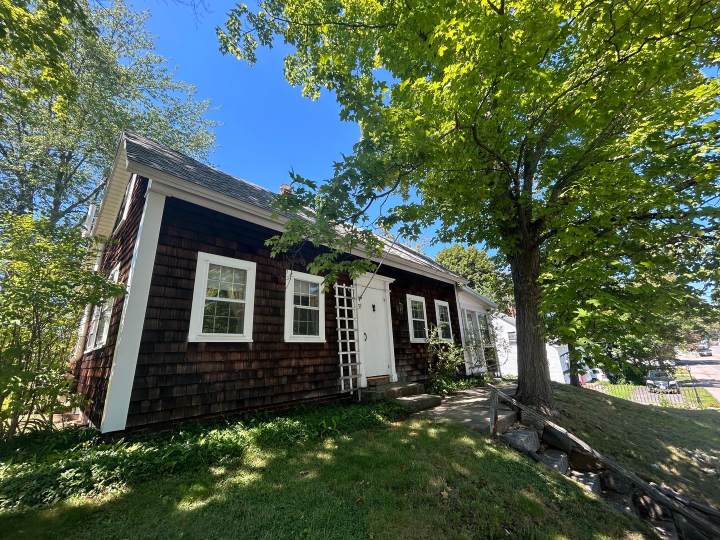 PRICE IMPROVEMENT! Single Family Cape AVAILABLE in Rochester, NH! – photo 1
