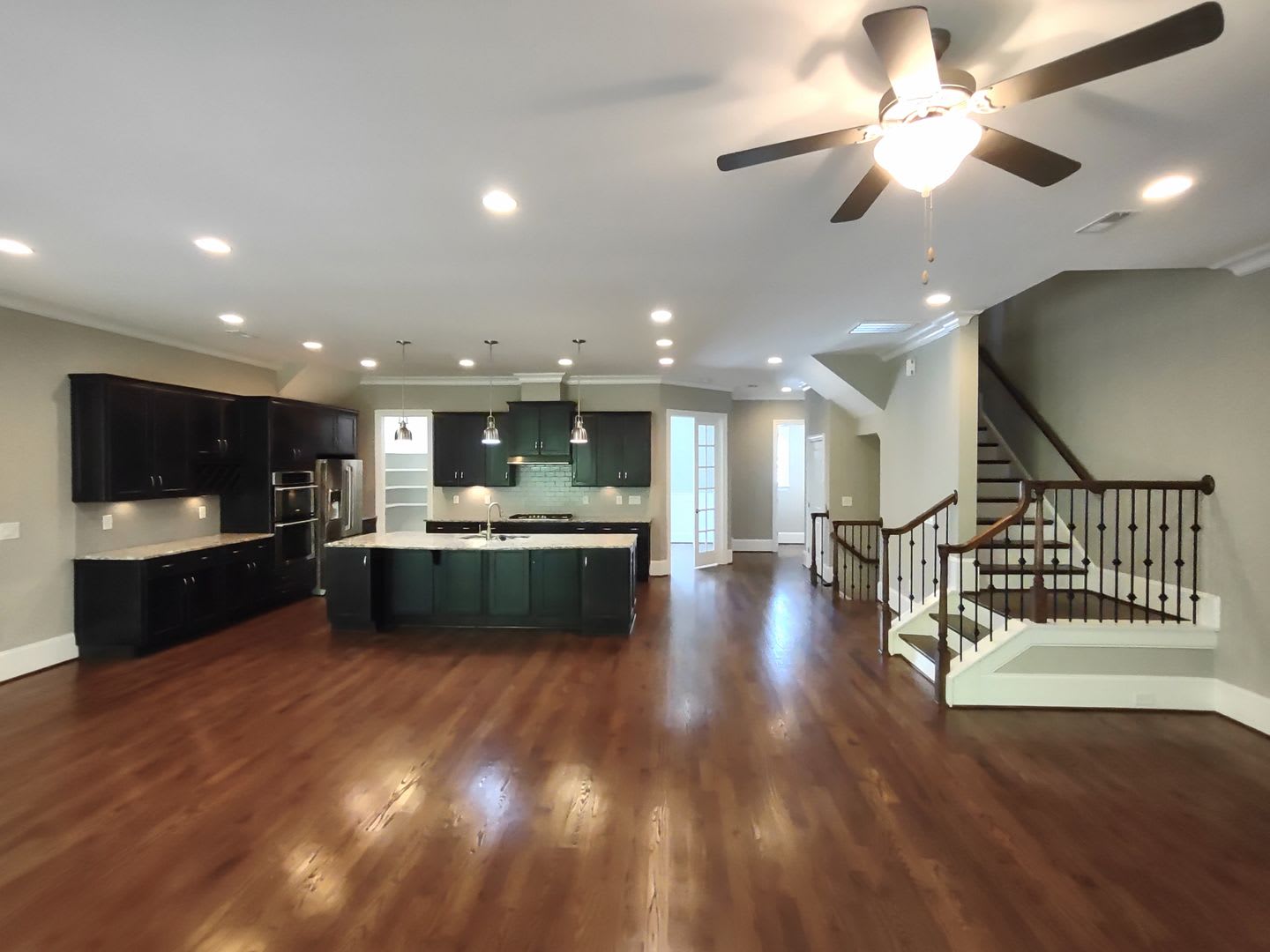 Luxury Townhome Available in the Fairway Row Community! – photo 5