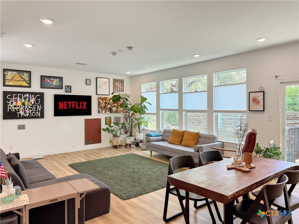 1200 Willow Drive – photo 4