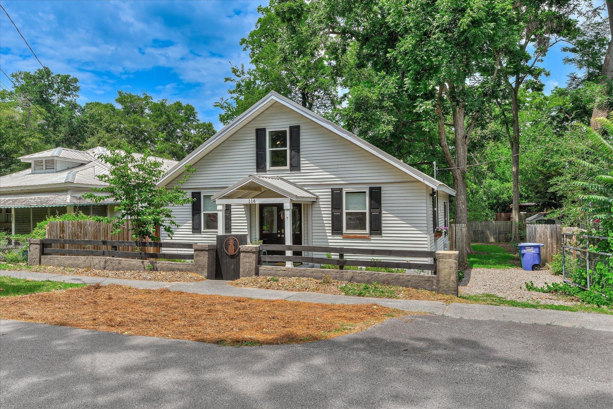 116 Edgefield Avenue Nw – photo 4