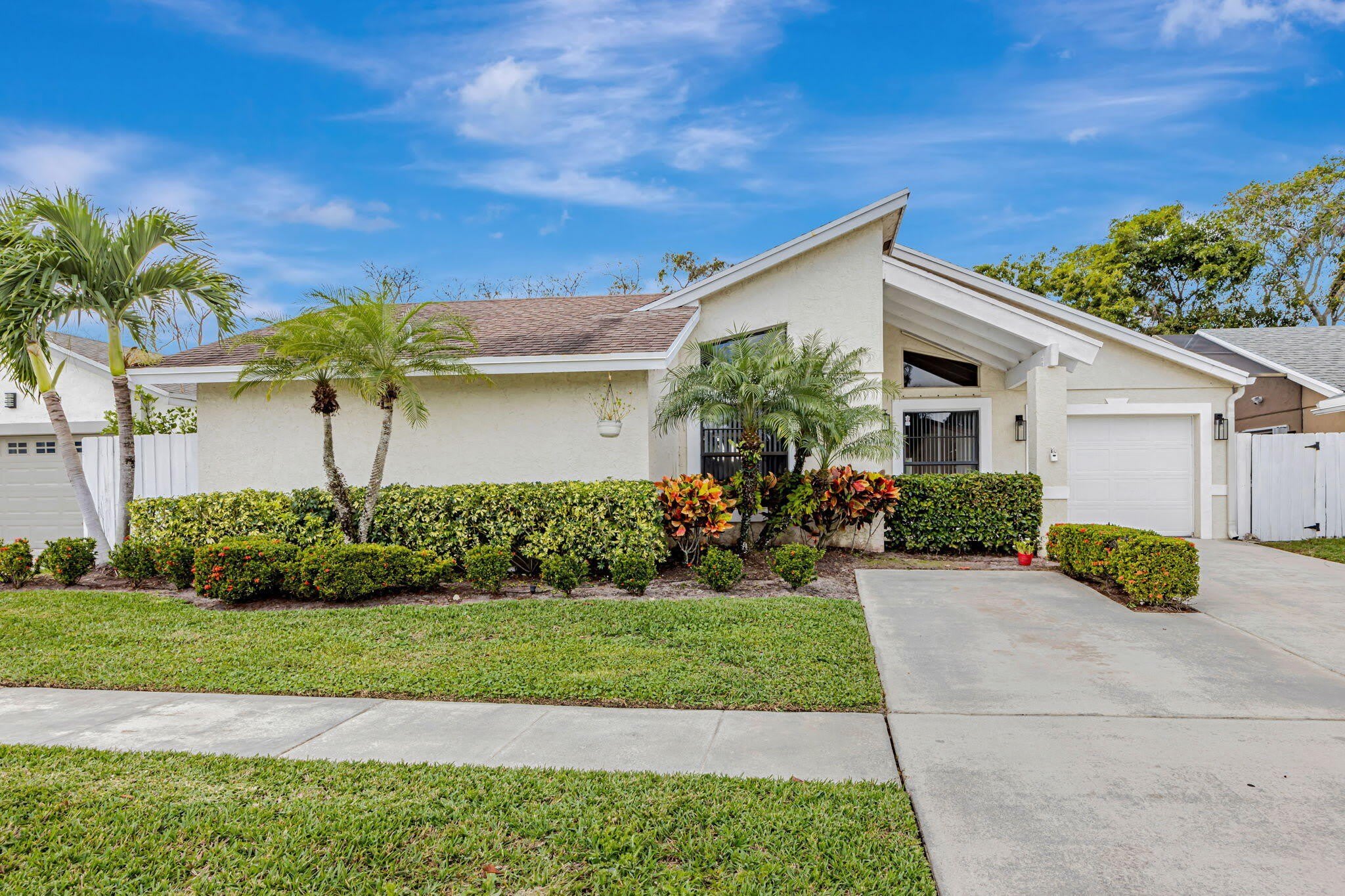 21356 SUMMERTRACE Circle – photo 1