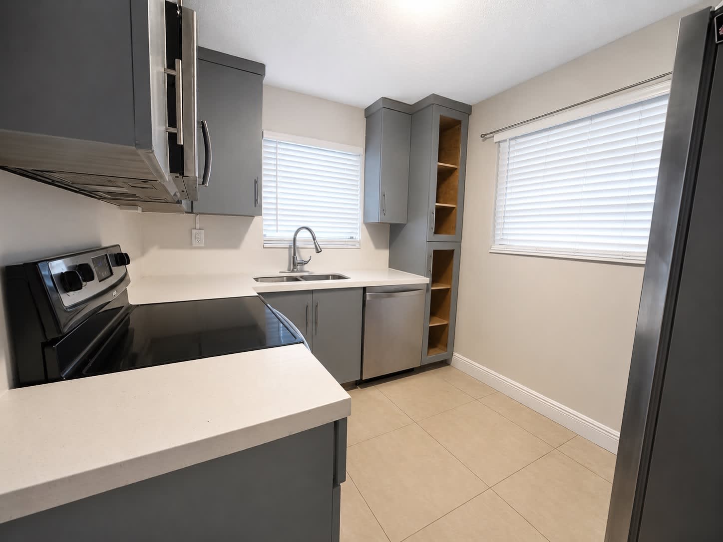 811 NW 6 Avenue – photo 5