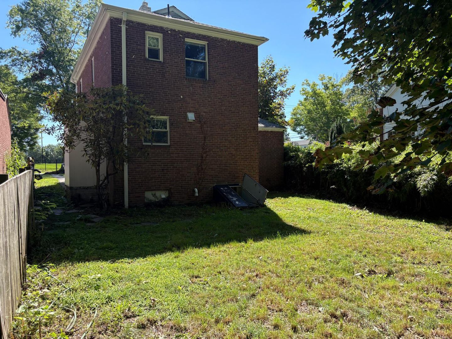 630 Prospect Street 3 Bed 2 Bath – photo 4