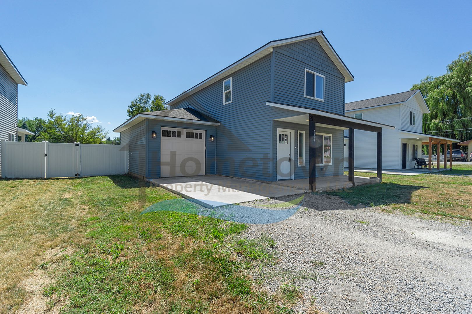 3 Bedroom 2 Bathroom Home with Attached Garage Available in Ponderay! – photo 2