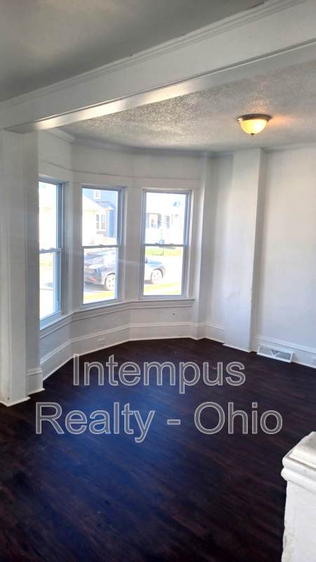 2070 W 105th St – photo 2