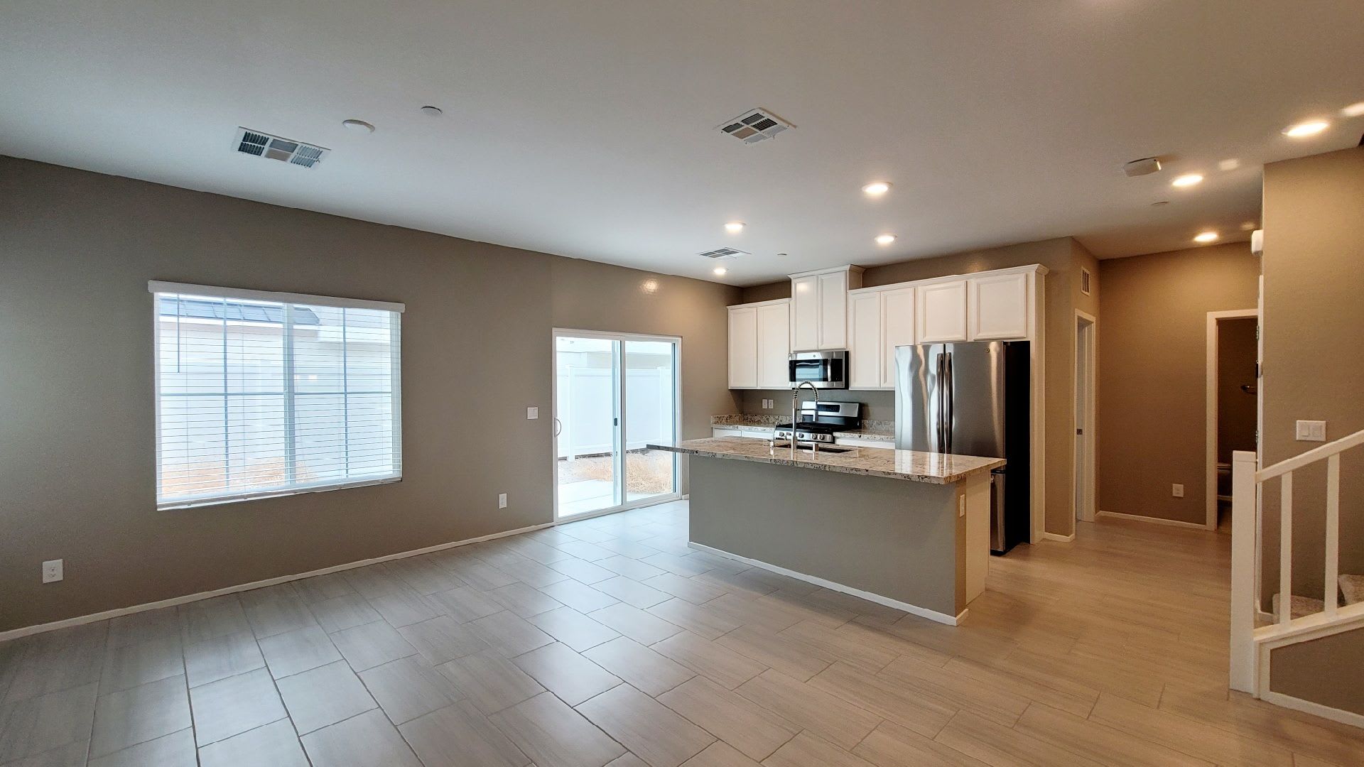 544 Teovani St #916 – photo 4