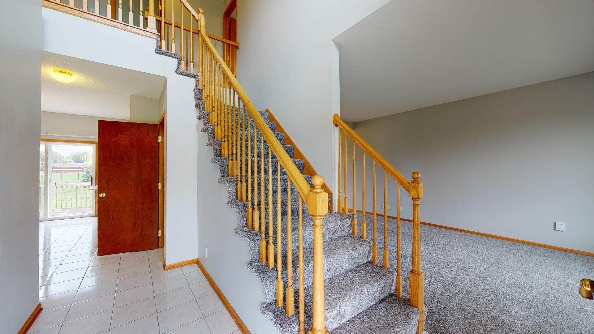 Beautiful Home in Trendy Somerset Neighborhood – photo 2