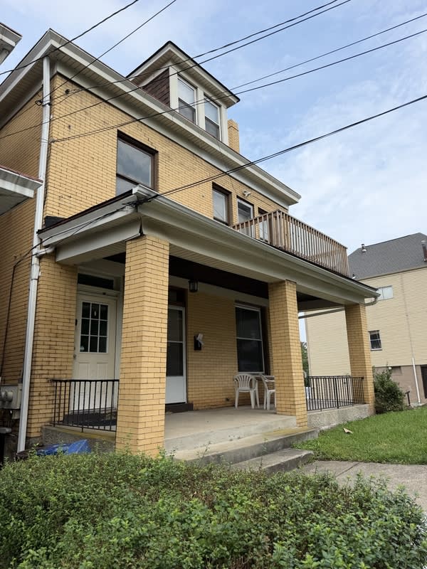 172 Ulysses Street 1 – photo 1