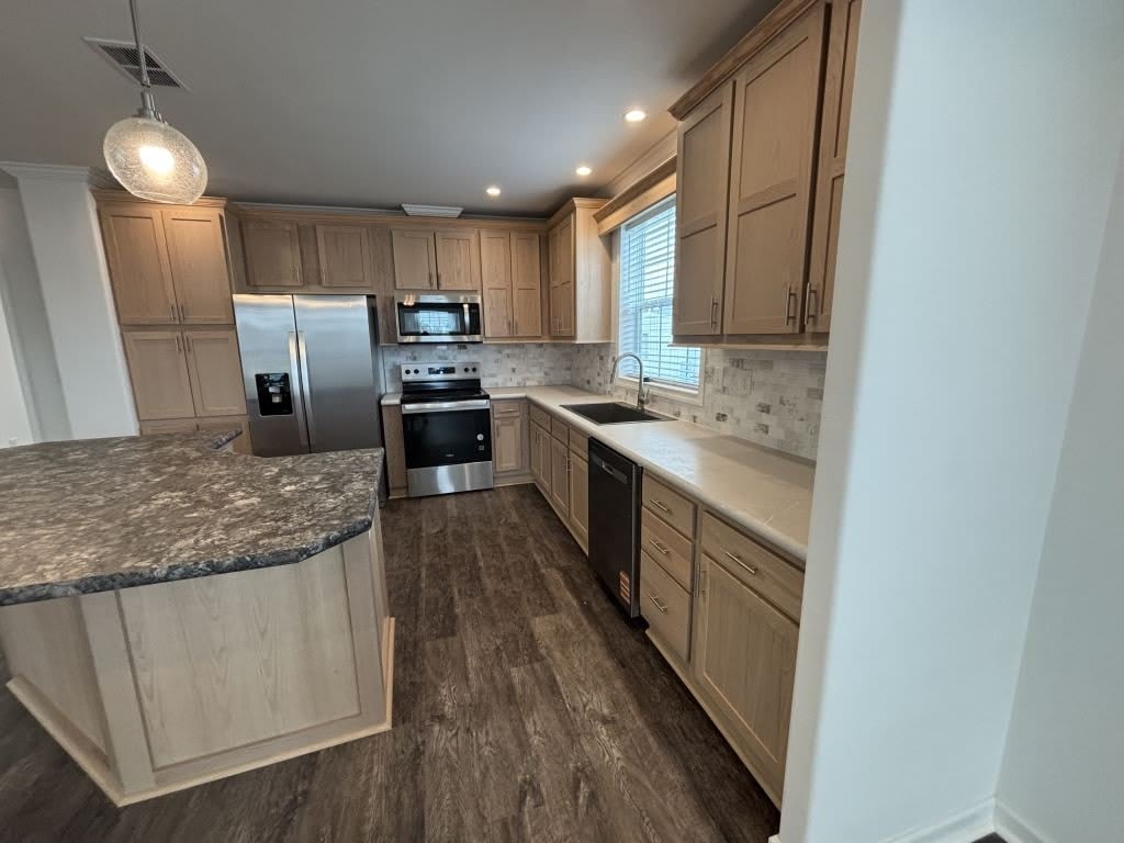 925 Sand Cay Avenue – photo 5