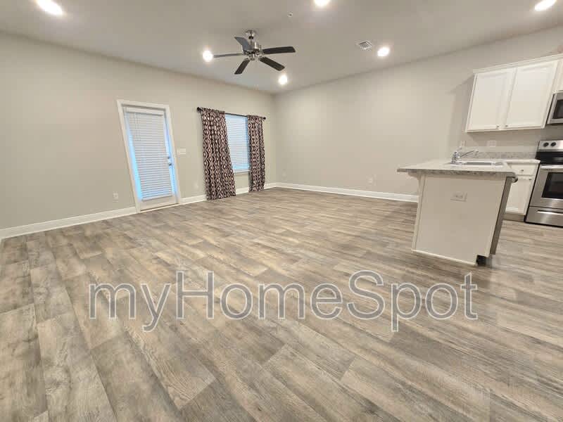 6012 Royal Port Ct – photo 4