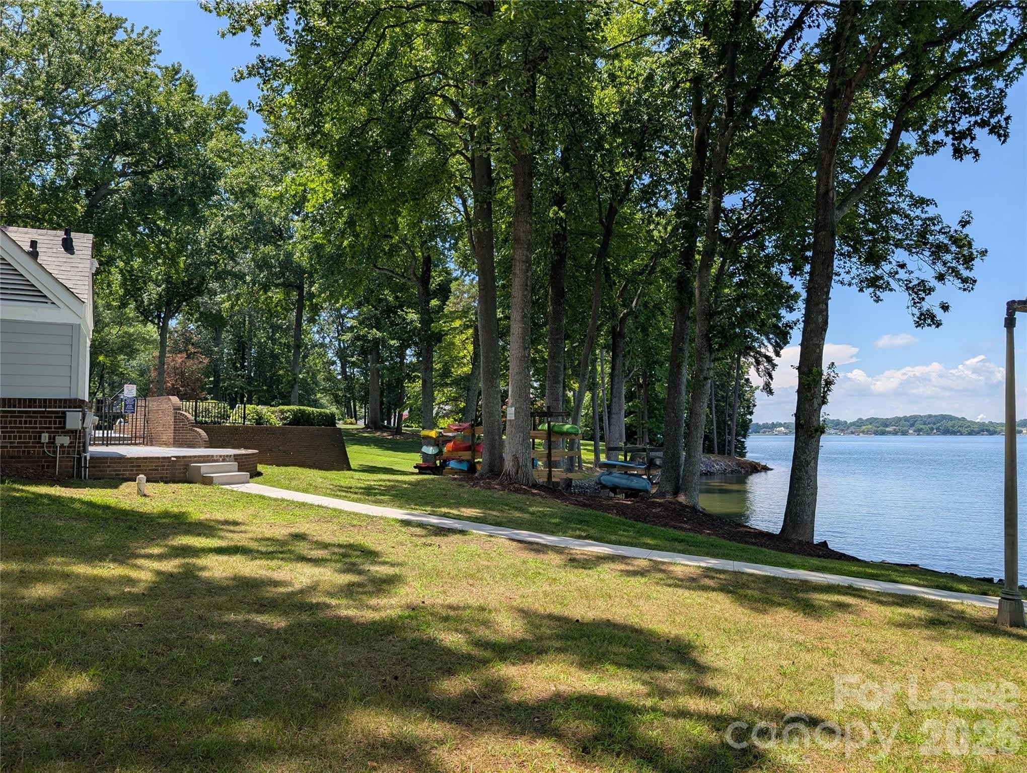 350 Northwest Drive – photo 2