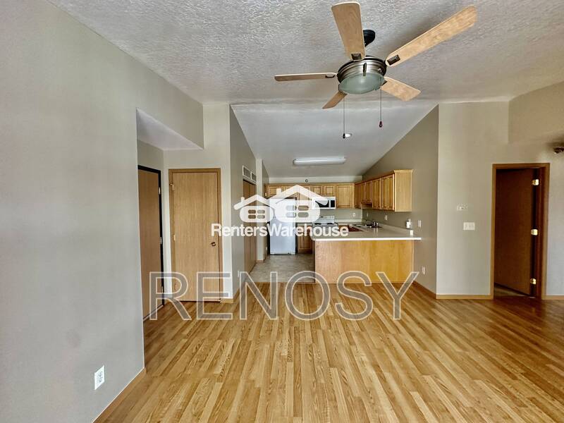 5924 Sutton Place – photo 4