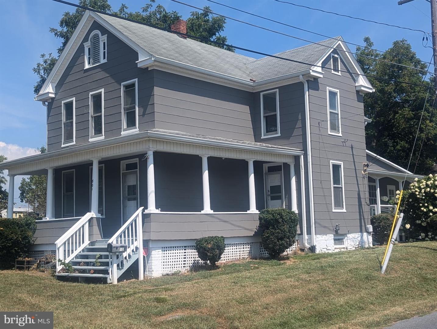 801 East Moler Avenue – photo 1