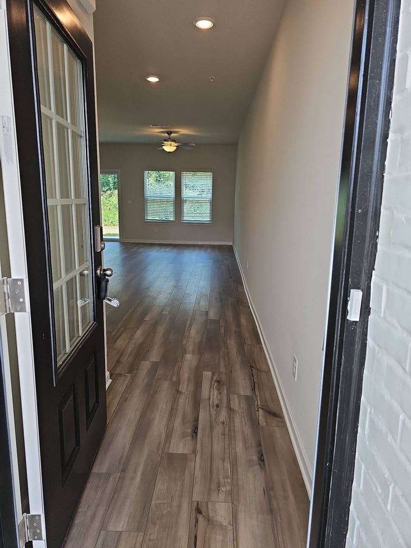 Gorgeous Smyrna Townhome – photo 4