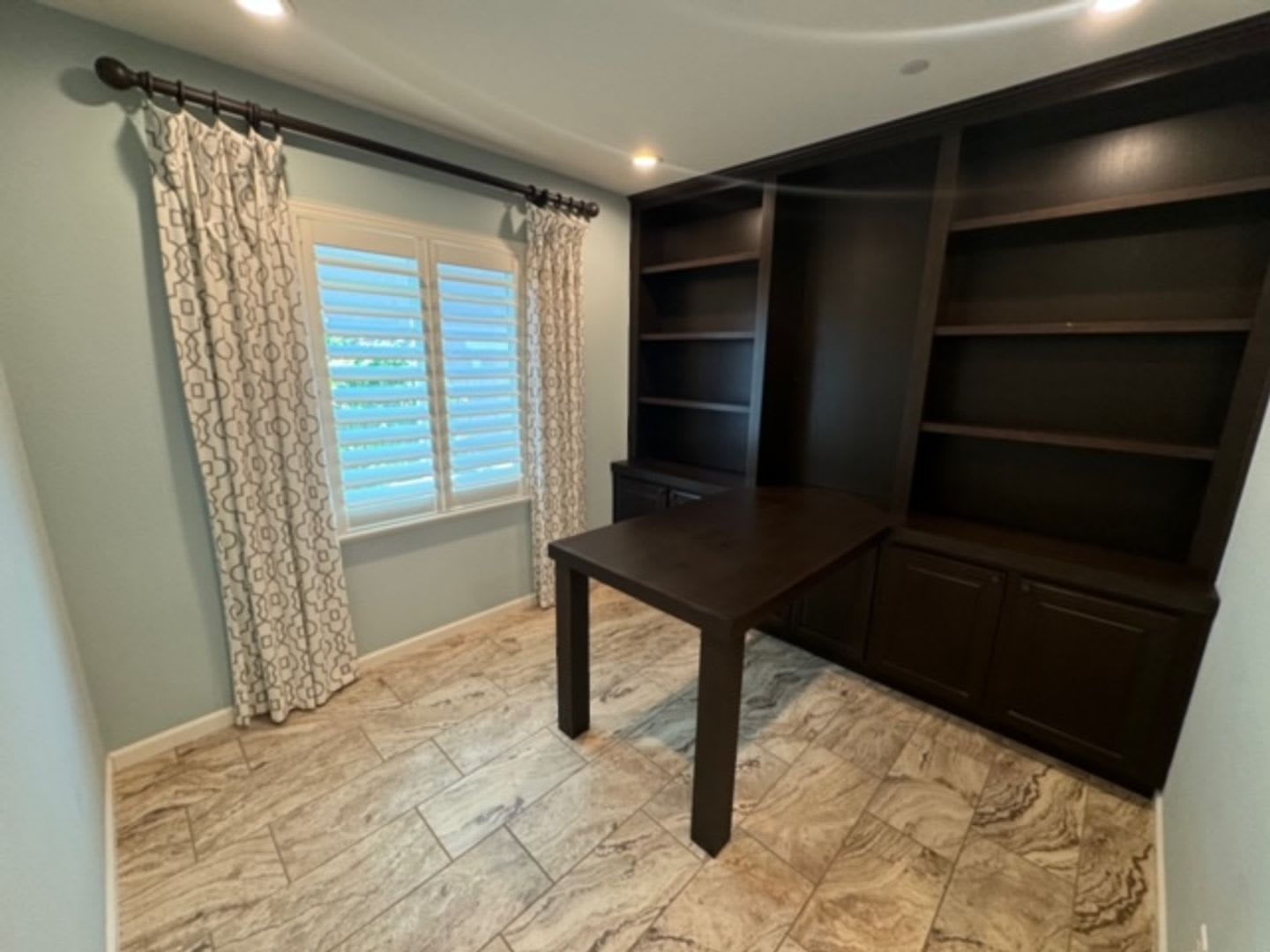 Upgraded Beauty in Whitney Ranch – photo 5