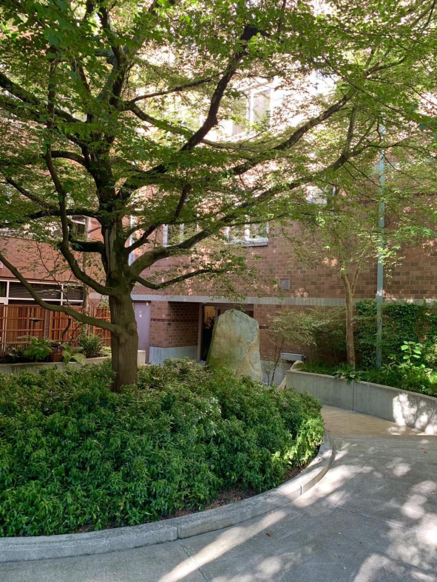 720 Queen Anne Ave N – photo 3