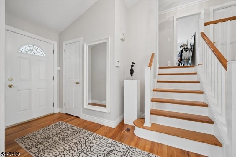 135 Commonwealth Ave – photo 1