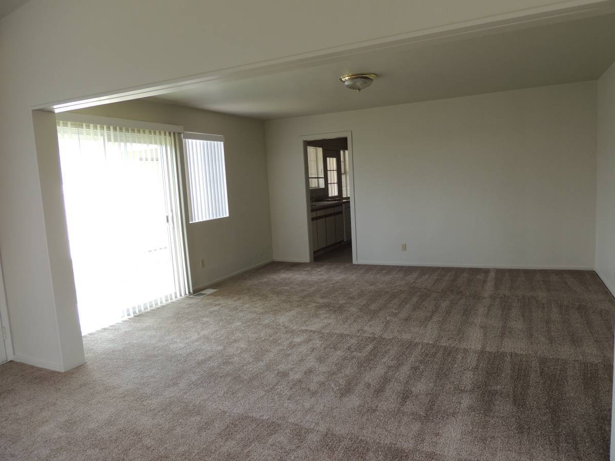 <b> Four Bedroom Stead Home<br><br> – photo 4