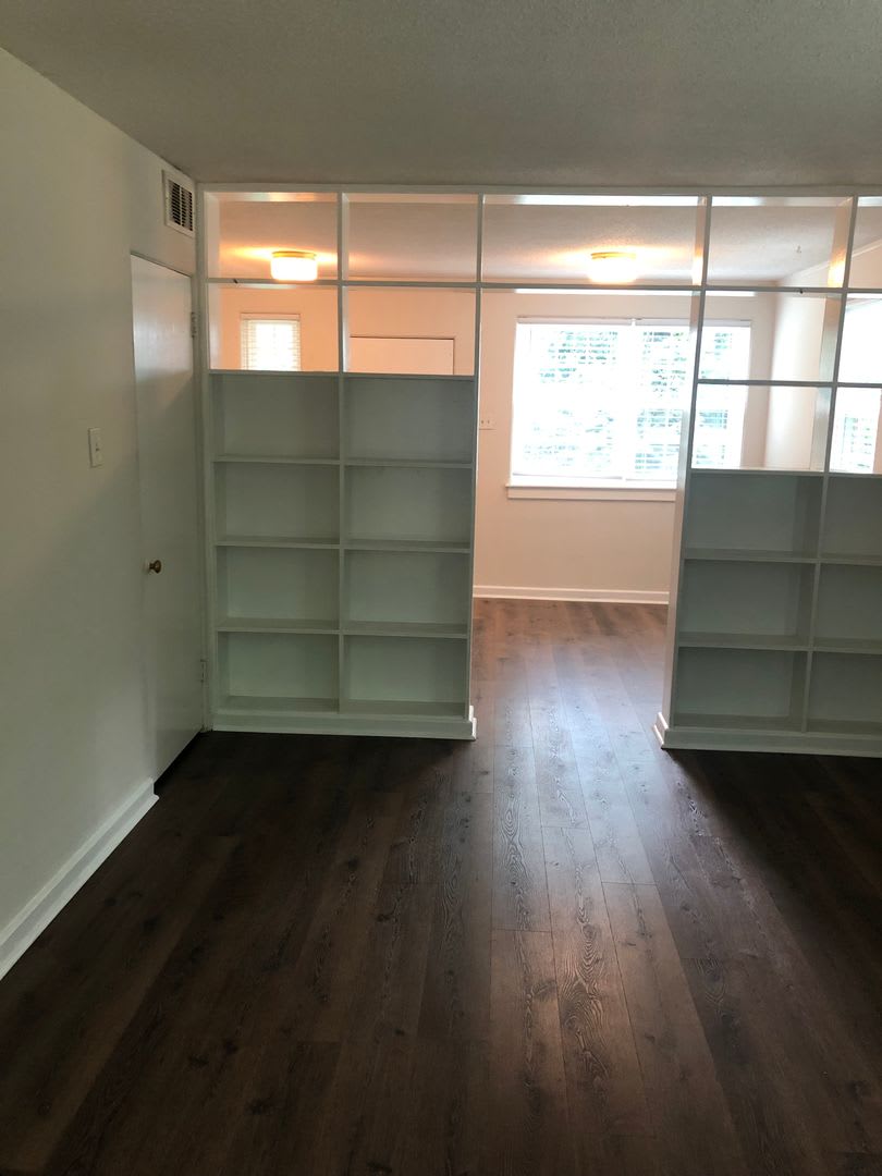 Greenville 2BD/1BA, 896SF – photo 5