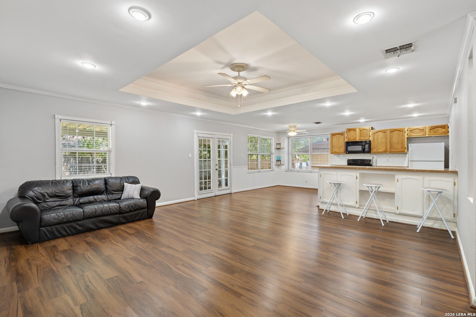 4823 Blue Heron St – photo 4