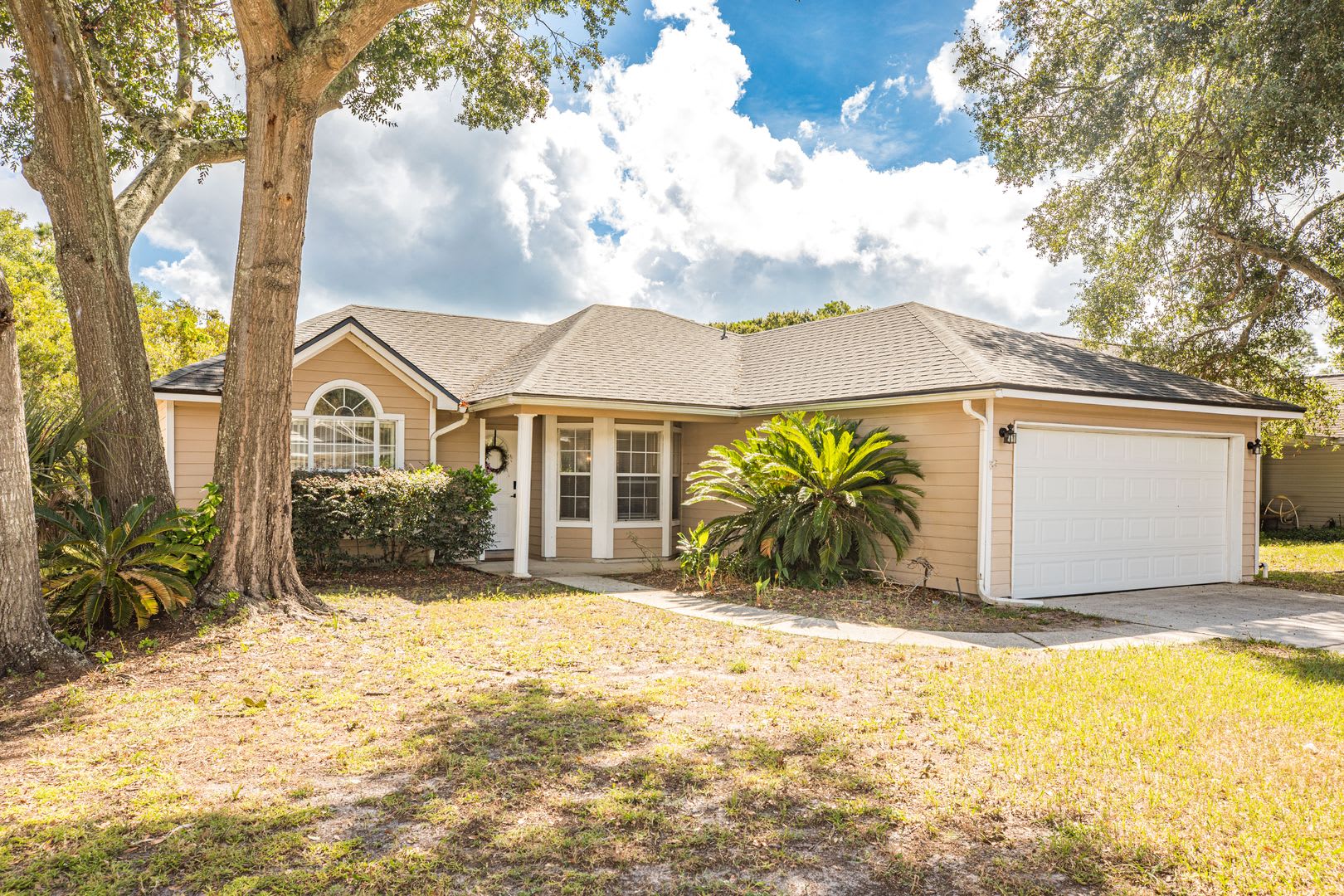 Furnished Rental in Ashley Manors! – photo 2