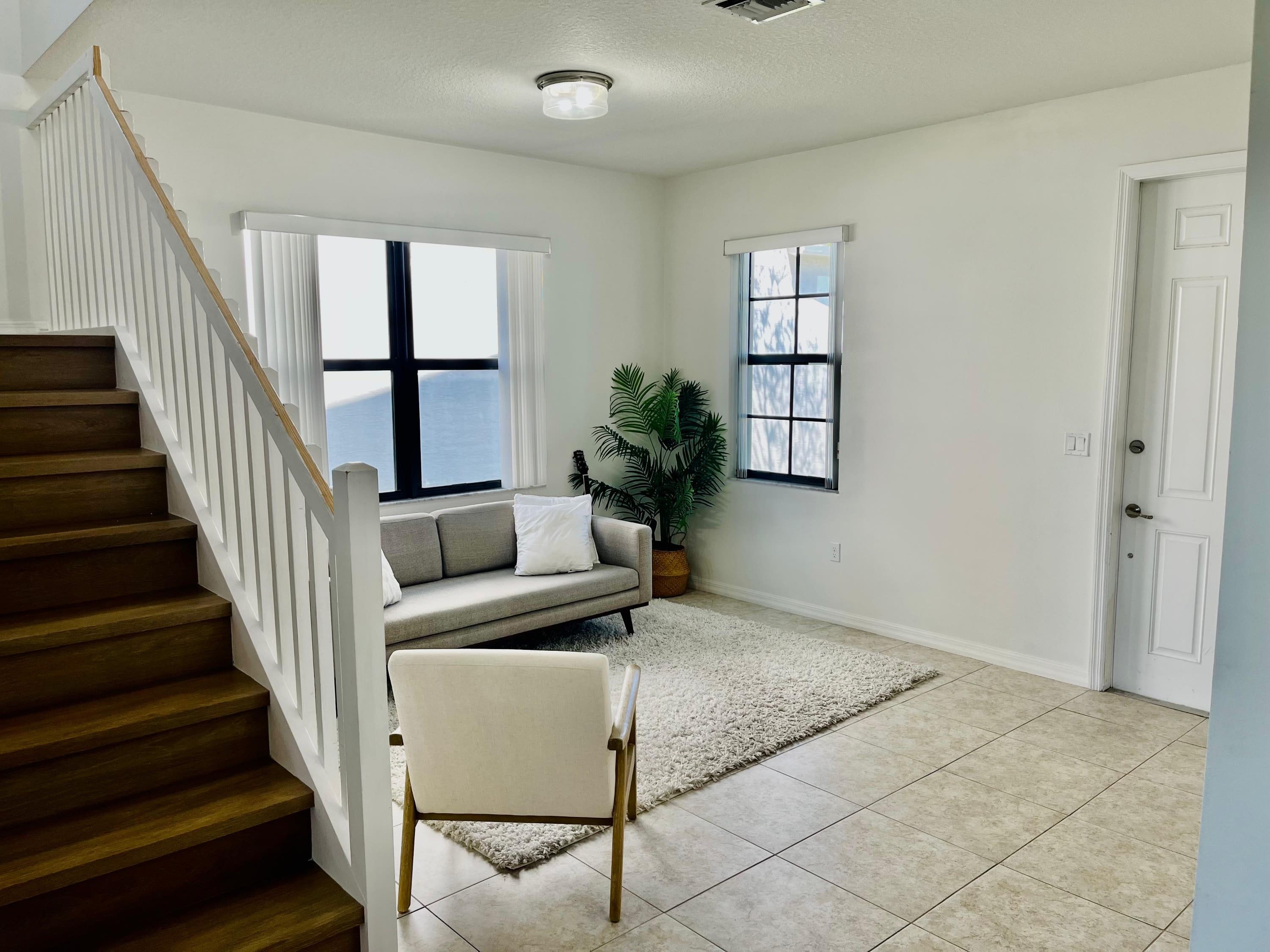 616 Northeast 193rd Street – photo 5