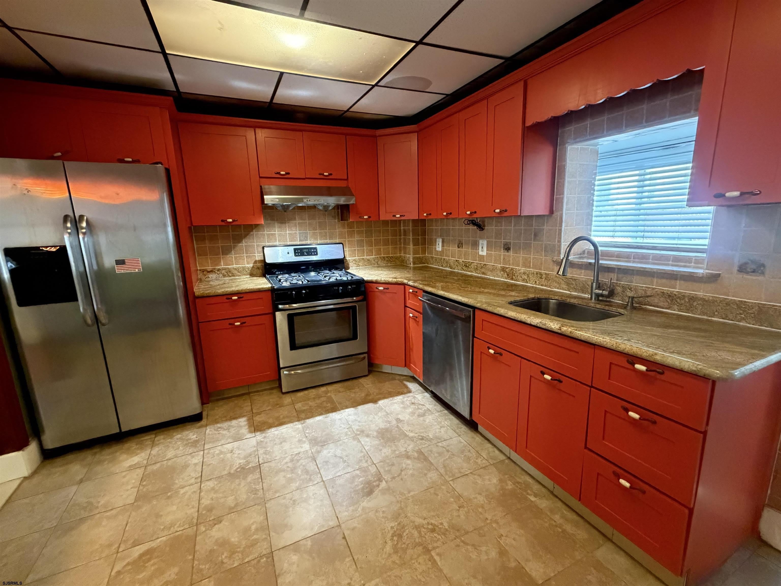 213 N Arizona Ave – photo 3