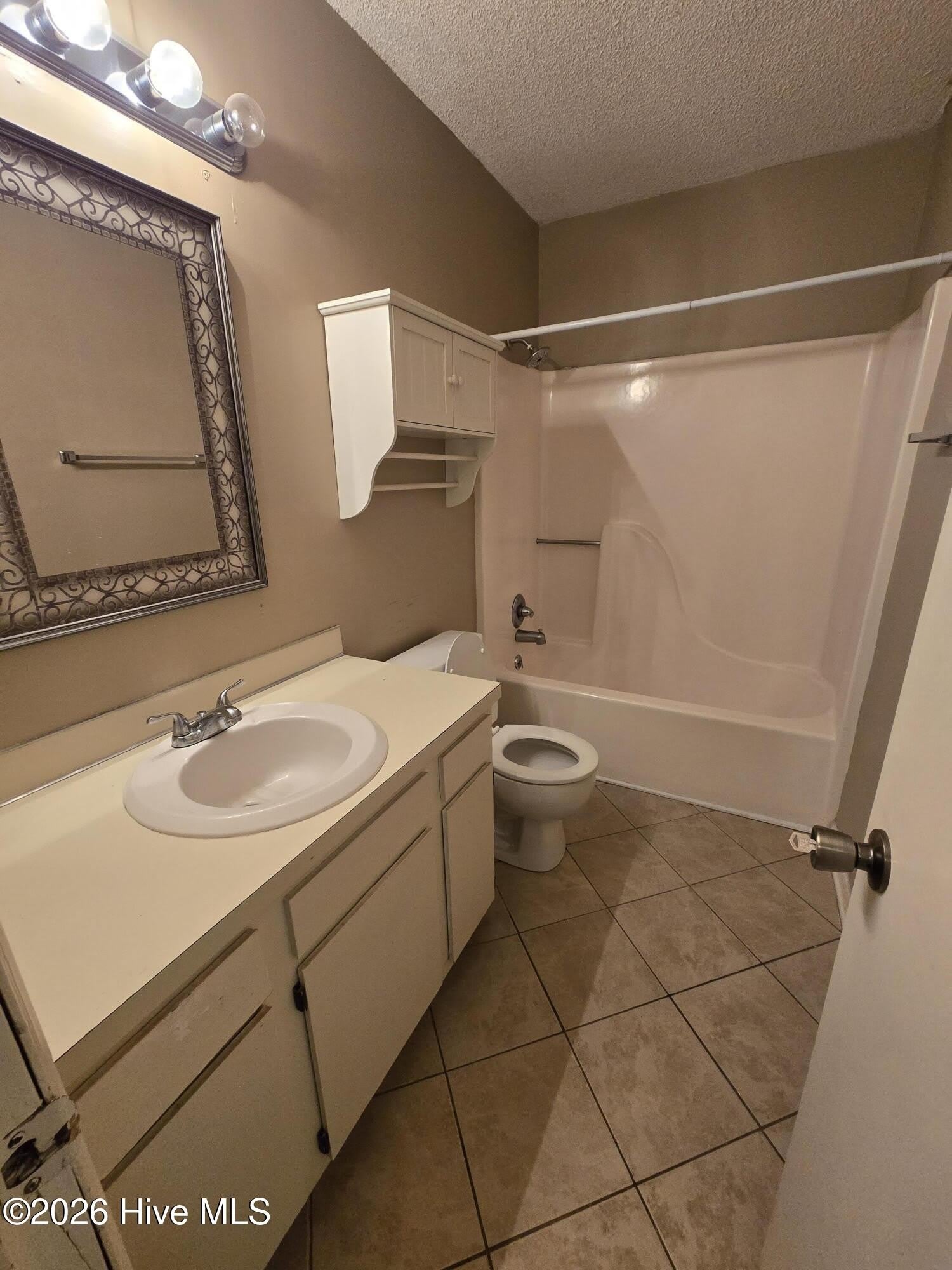 1910 White Hollow Drive – photo 5
