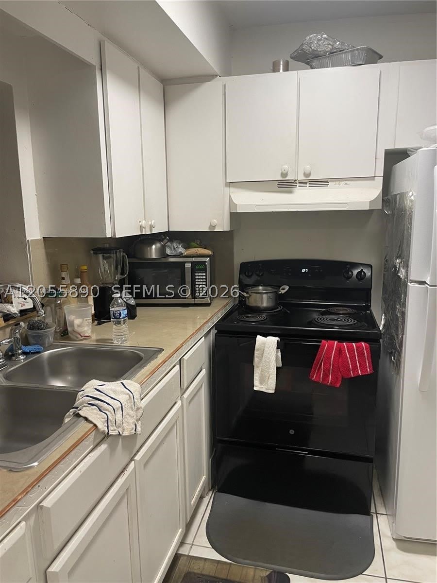 3610 NW 21st St – photo 4
