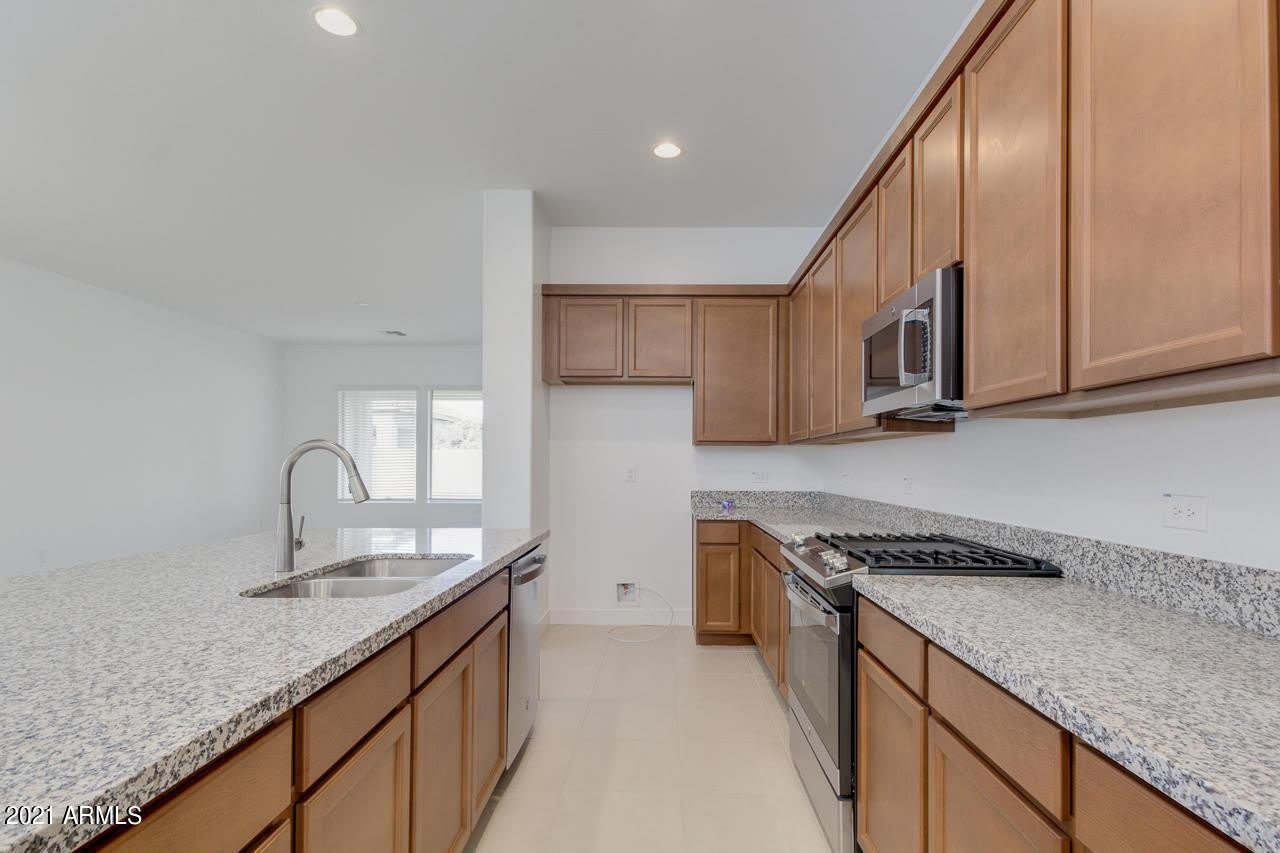 458 W Golden Aspen – photo 2