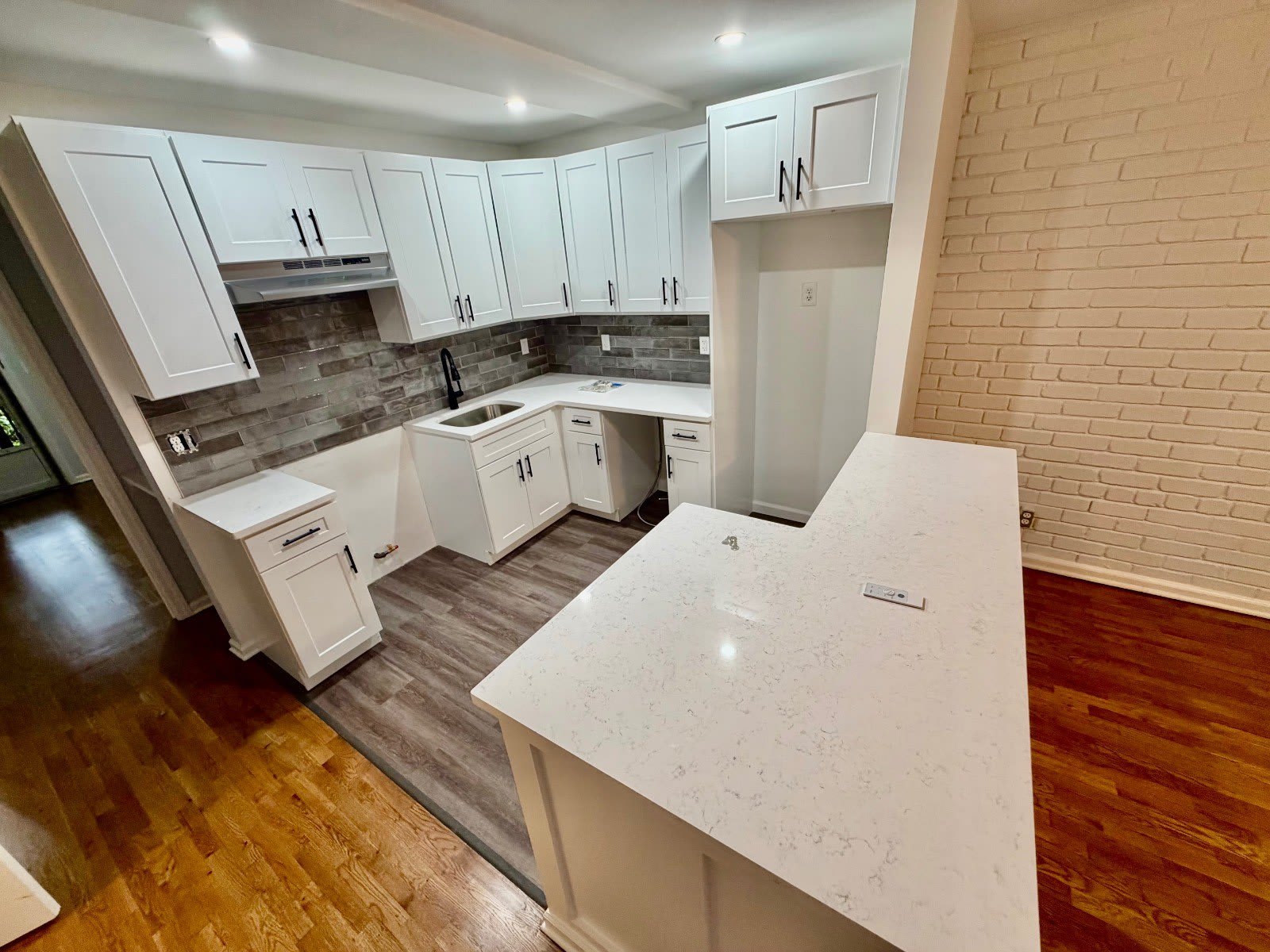 115 Stonelea Pl – photo 1