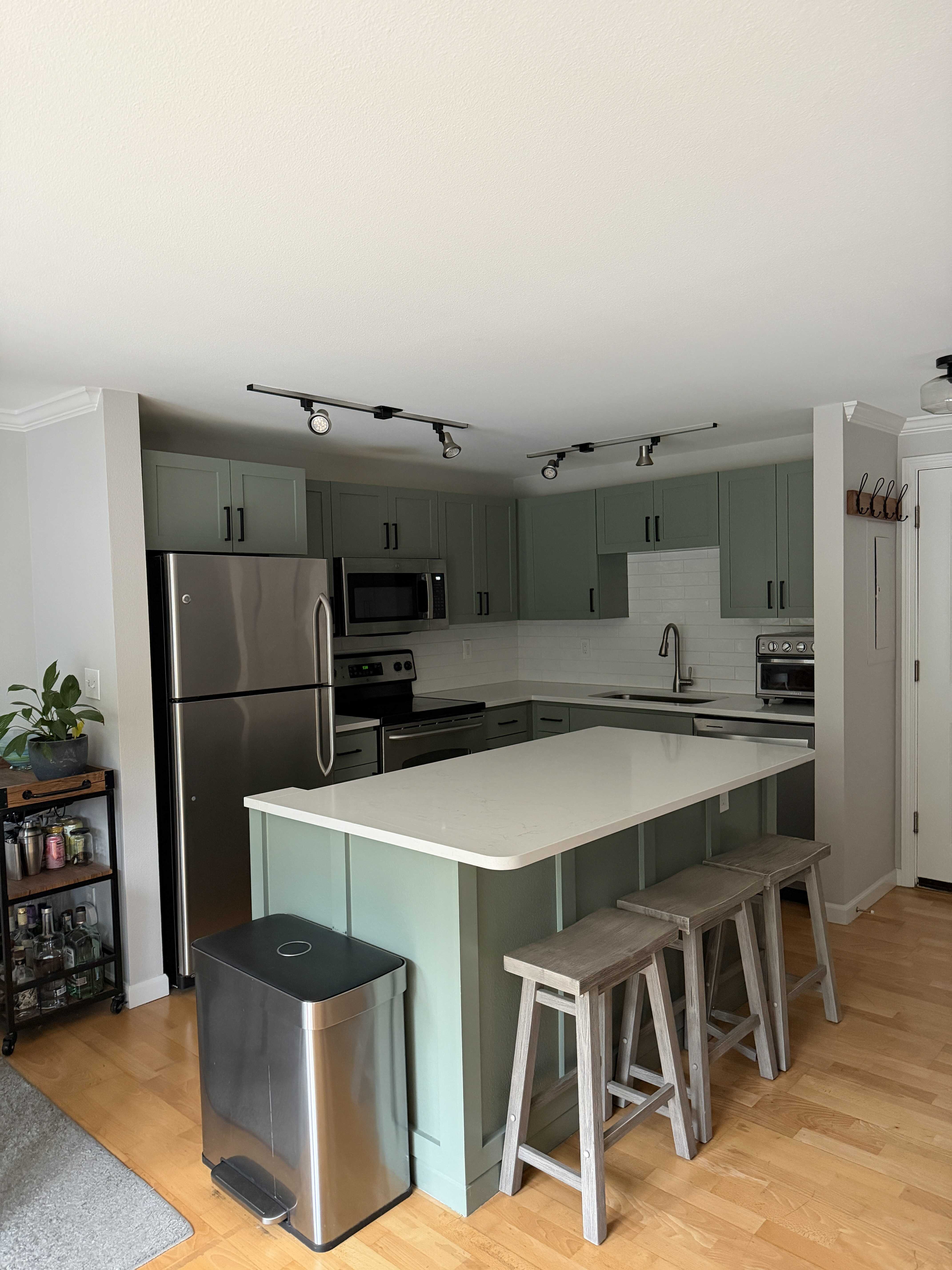 3661 Phinney Avenue North – photo 1