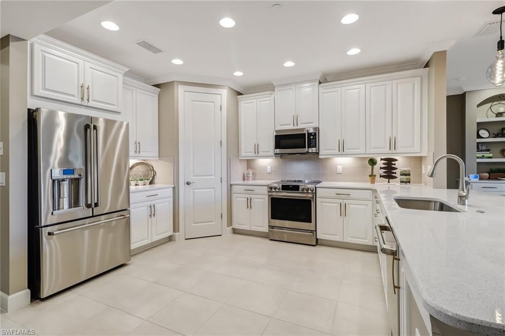 9653 Montelanico Loop – photo 4