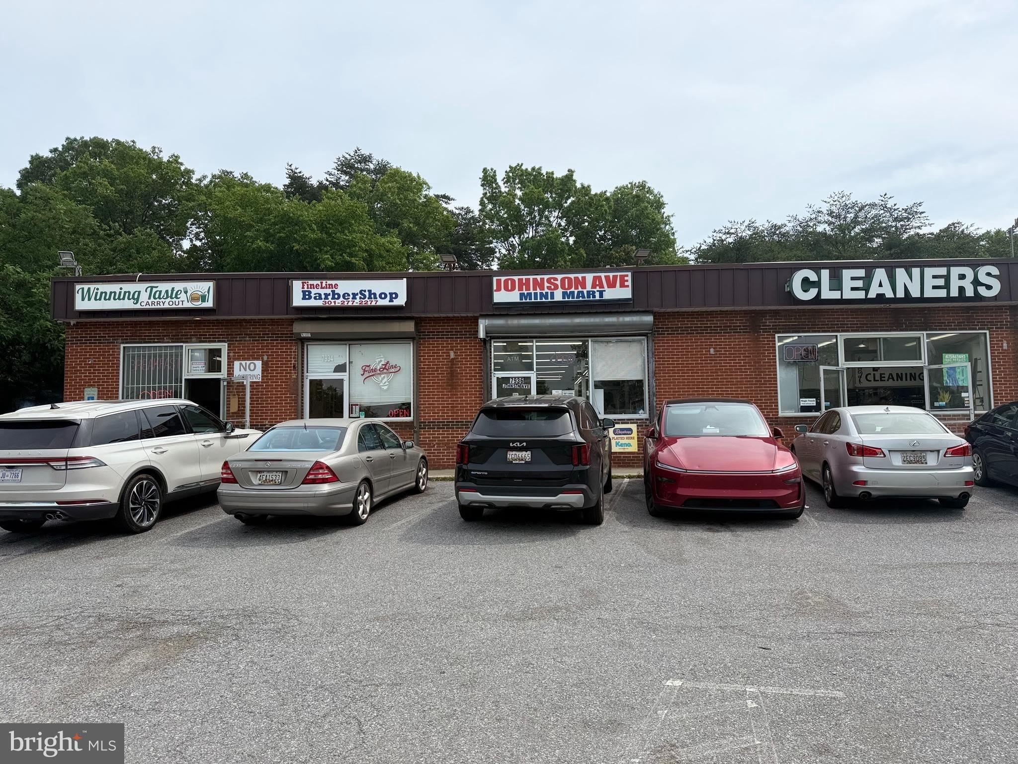 7932 JOHNSON Avenue – photo 2