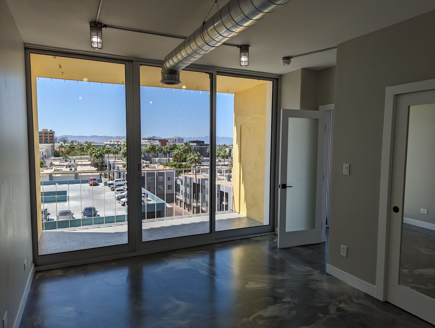 Executive Towers Condo Available for Rent! – photo 5