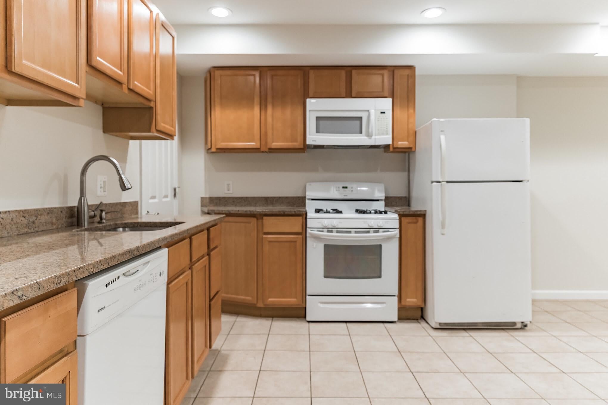 1736 U ST NW – photo 5