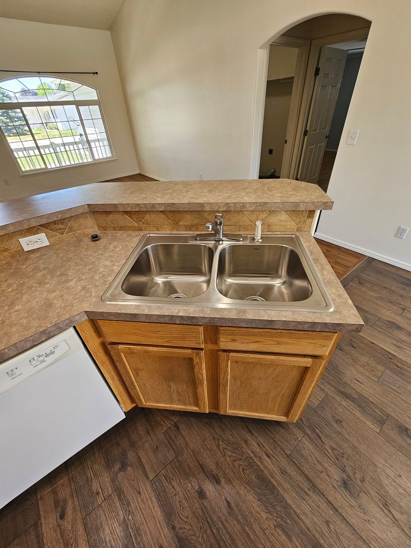 Single level 4 bedroom 2 bath Boise home. – photo 5