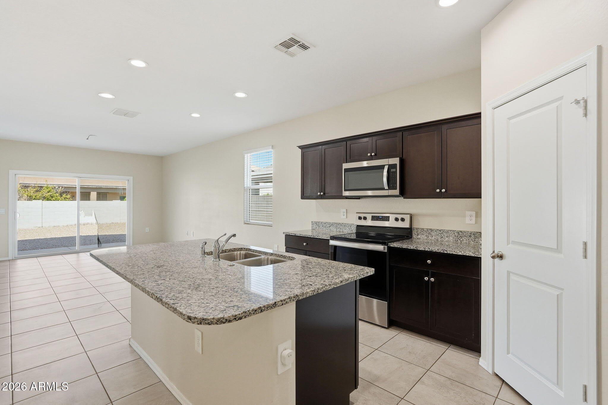 3766 S 247TH Avenue – photo 2