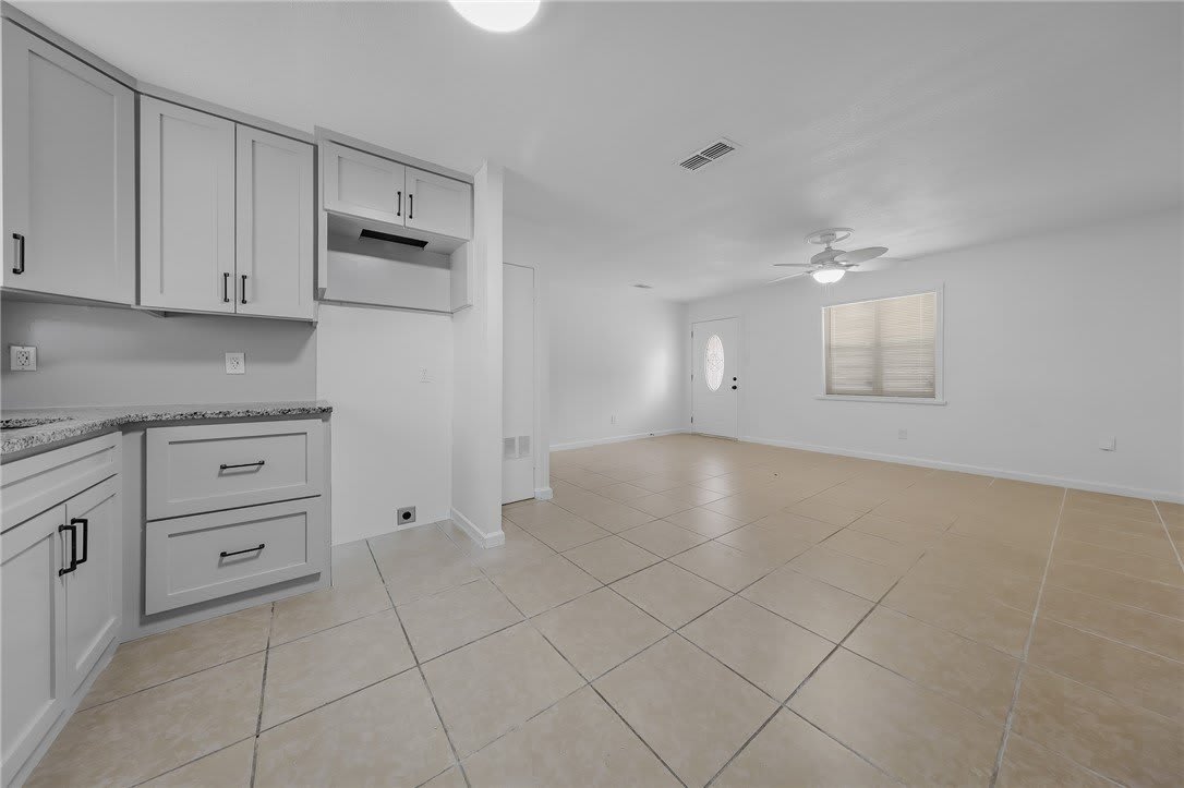 1814 Loritte Drive – photo 4