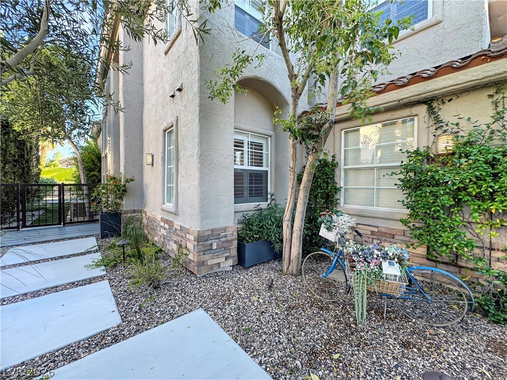 1352 Fox Acres Drive – photo 4