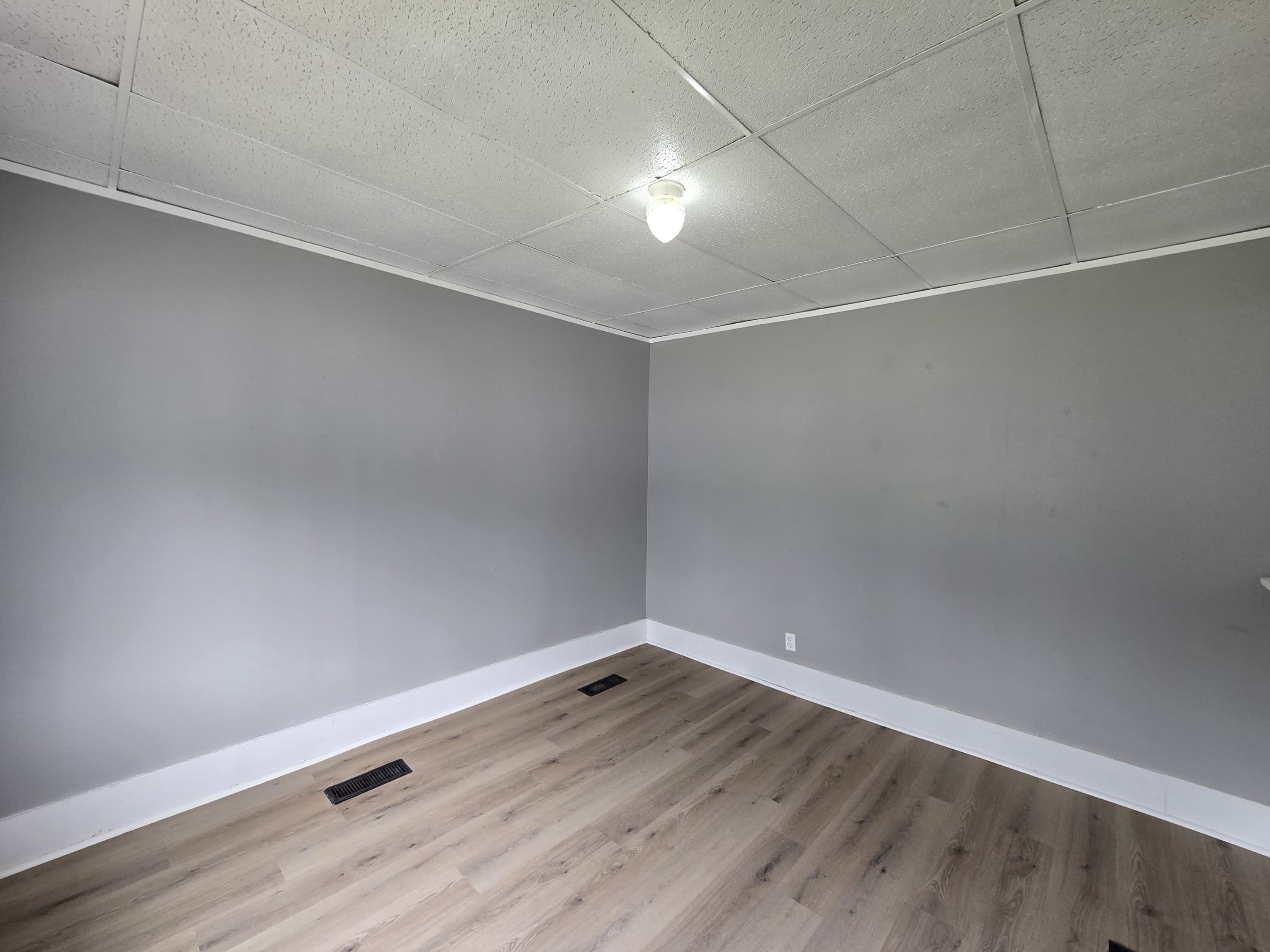 508 Mobile Street – photo 2