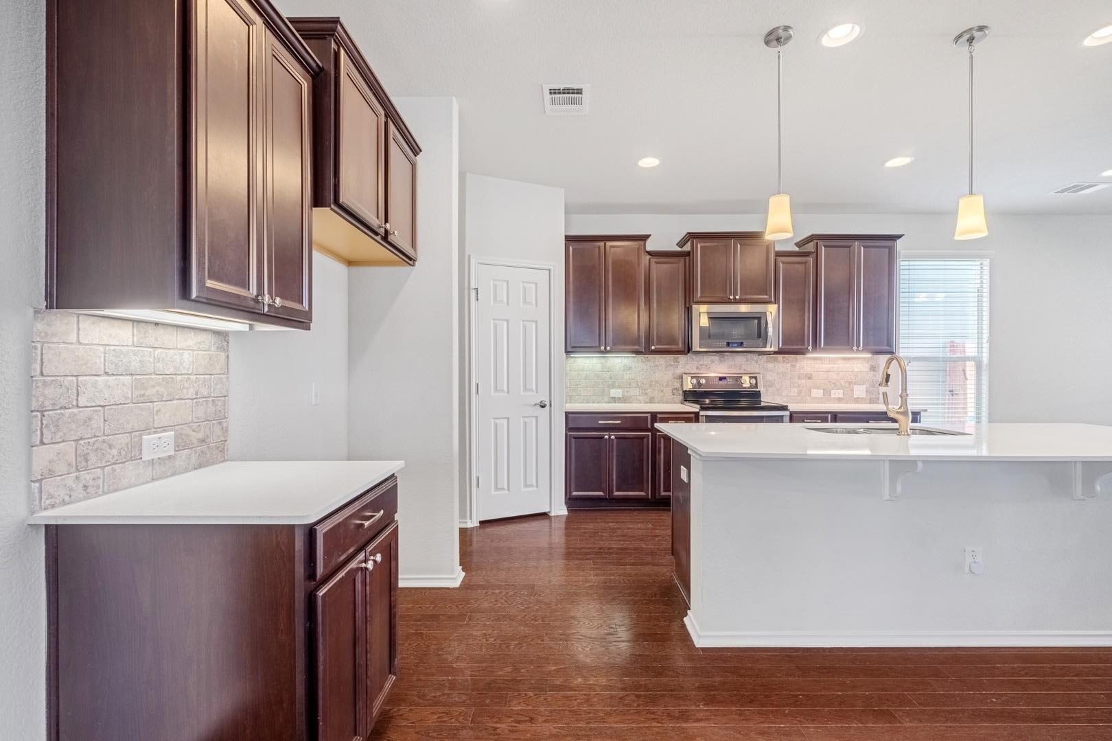 3 Bedroom, 2.5 Bath Home in North Austin – photo 5